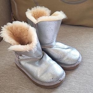 UGG girl boot